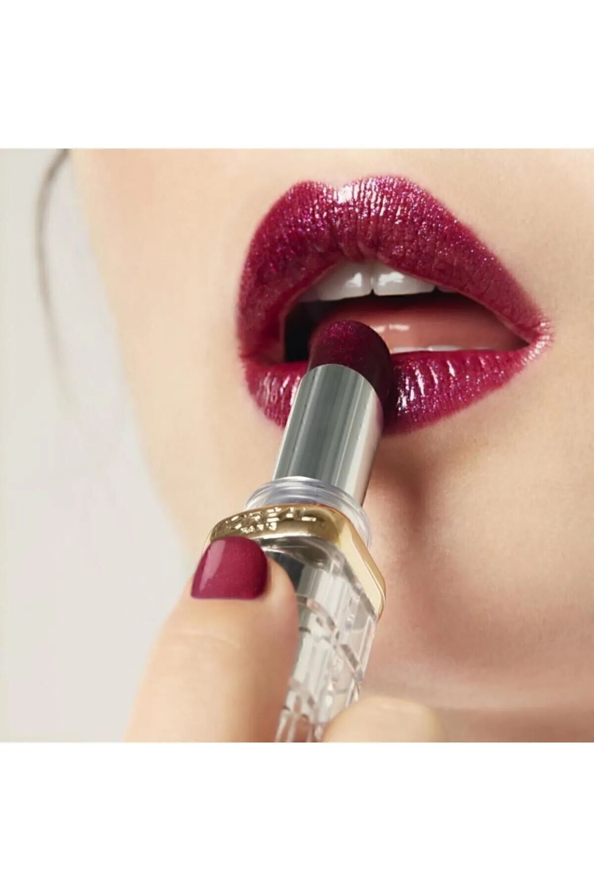 L'Oreal Paris L'oréal Paris Color Riche Shine Ruj 470 Map To Nirvana - Mor